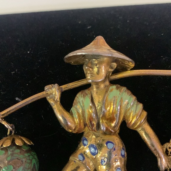 Vintage 1940’s rare Rice Weiner enameled gold tone Chinese water carrier boy pin - Picture 5 of 10